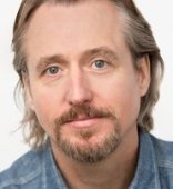 Linus Roache
