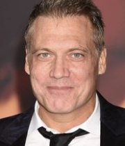 Holt McCallany