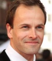 Jonny Lee Miller