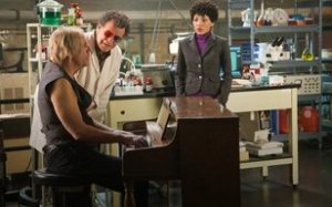 Fringe 3. Sezon 10. Bölüm