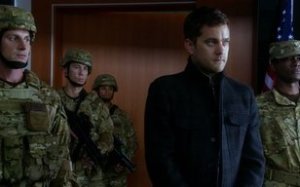 Fringe 4. Sezon 8. Bölüm